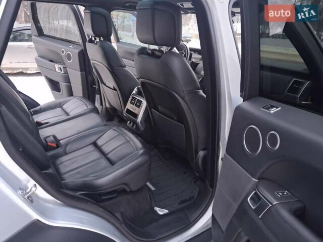 Серый Ленд Ровер Рендж Ровер Спорт, объемом двигателя 2.99 л и пробегом 195 тыс. км за 41999 $, фото 30 на Automoto.ua