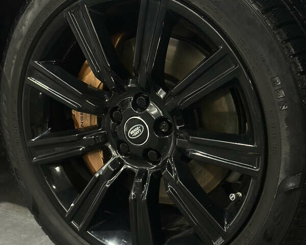 Сірий Ленд Ровер Range Rover Sport, об'ємом двигуна 3 л та пробігом 180 тис. км за 42999 $, фото 5 на Automoto.ua