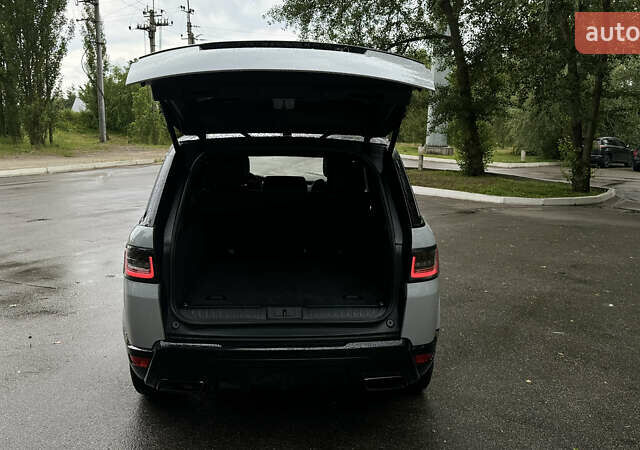 Сірий Ленд Ровер Range Rover Sport, об'ємом двигуна 3 л та пробігом 50 тис. км за 55000 $, фото 17 на Automoto.ua