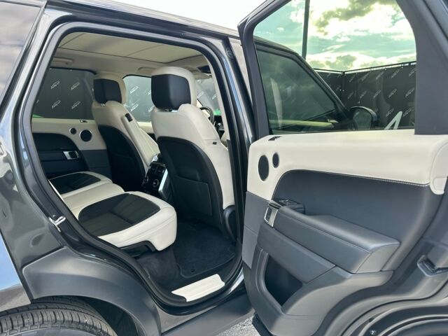 Сірий Ленд Ровер Range Rover Sport, об'ємом двигуна 3 л та пробігом 43 тис. км за 43500 $, фото 23 на Automoto.ua