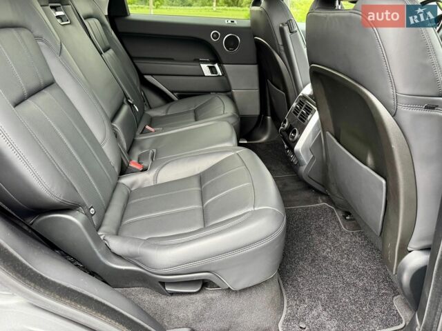 Сірий Ленд Ровер Range Rover Sport, об'ємом двигуна 3 л та пробігом 120 тис. км за 42500 $, фото 44 на Automoto.ua