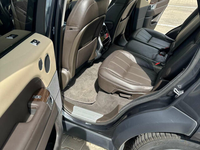 Сірий Ленд Ровер Range Rover Sport, об'ємом двигуна 3 л та пробігом 196 тис. км за 40000 $, фото 25 на Automoto.ua