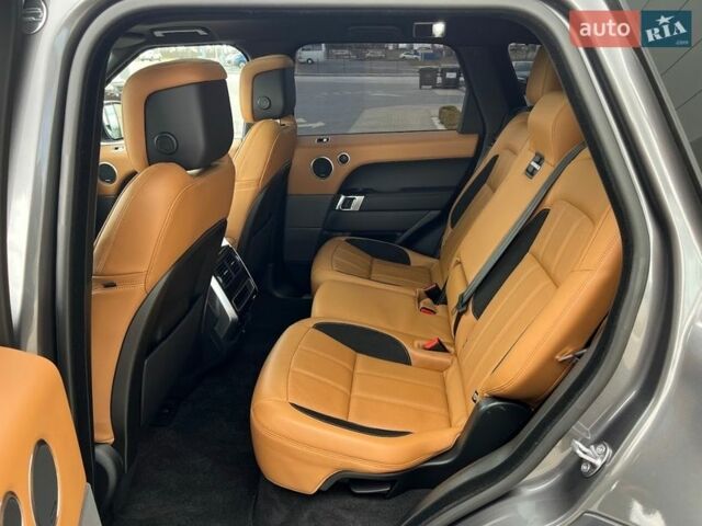 Сірий Ленд Ровер Range Rover Sport, об'ємом двигуна 2 л та пробігом 73 тис. км за 49500 $, фото 31 на Automoto.ua