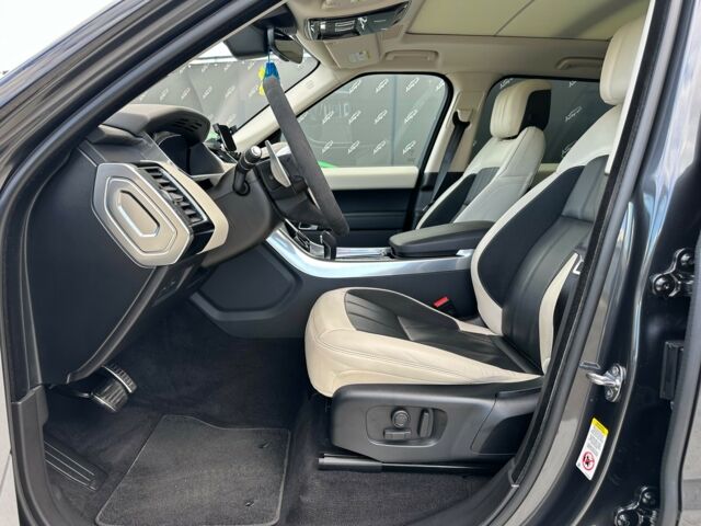 Сірий Ленд Ровер Range Rover Sport, об'ємом двигуна 3 л та пробігом 43 тис. км за 43500 $, фото 17 на Automoto.ua