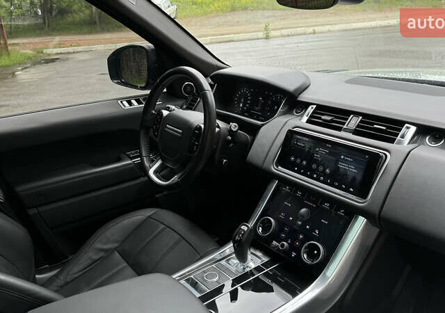 Сірий Ленд Ровер Range Rover Sport, об'ємом двигуна 3 л та пробігом 50 тис. км за 55000 $, фото 19 на Automoto.ua