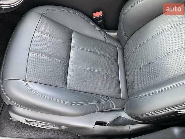 Серый Ленд Ровер Рендж Ровер Спорт, объемом двигателя 2.99 л и пробегом 178 тыс. км за 45000 $, фото 16 на Automoto.ua