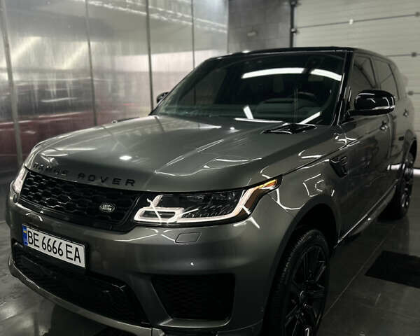 Сірий Ленд Ровер Range Rover Sport, об'ємом двигуна 3 л та пробігом 180 тис. км за 42999 $, фото 2 на Automoto.ua