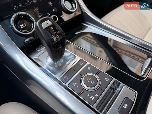 Сірий Ленд Ровер Range Rover Sport, об'ємом двигуна 5 л та пробігом 73 тис. км за 65500 $, фото 24 на Automoto.ua