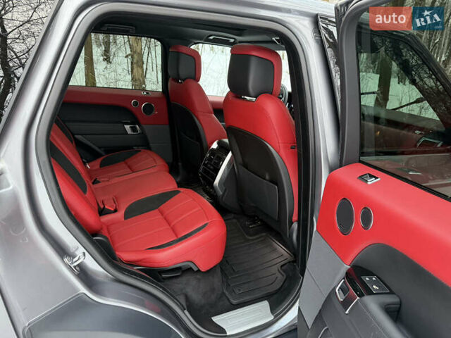 Серый Ленд Ровер Рендж Ровер Спорт, объемом двигателя 5 л и пробегом 49 тыс. км за 66500 $, фото 24 на Automoto.ua