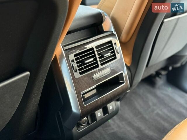 Сірий Ленд Ровер Range Rover Sport, об'ємом двигуна 5 л та пробігом 68 тис. км за 64000 $, фото 32 на Automoto.ua