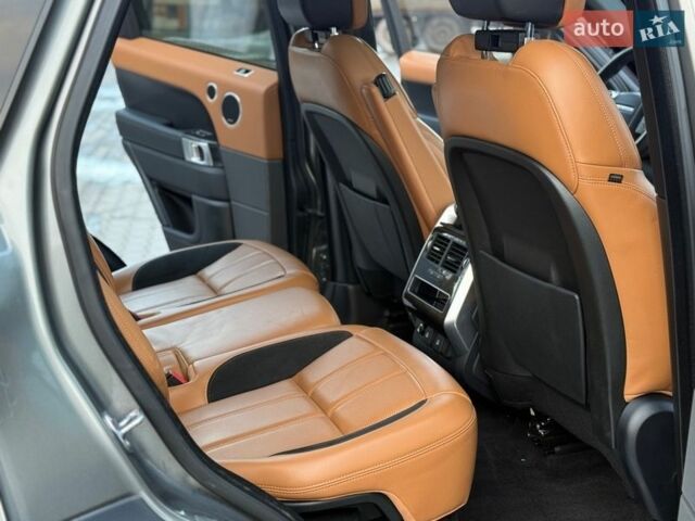 Сірий Ленд Ровер Range Rover Sport, об'ємом двигуна 5 л та пробігом 68 тис. км за 64000 $, фото 24 на Automoto.ua