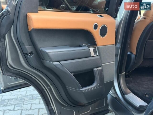 Сірий Ленд Ровер Range Rover Sport, об'ємом двигуна 5 л та пробігом 68 тис. км за 64000 $, фото 29 на Automoto.ua