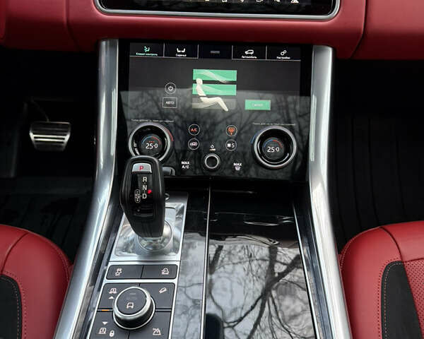 Серый Ленд Ровер Рендж Ровер Спорт, объемом двигателя 5 л и пробегом 49 тыс. км за 66500 $, фото 41 на Automoto.ua