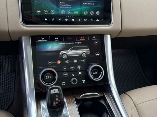 Серый Ленд Ровер Рендж Ровер Спорт, объемом двигателя 0 л и пробегом 69 тыс. км за 67500 $, фото 1 на Automoto.ua