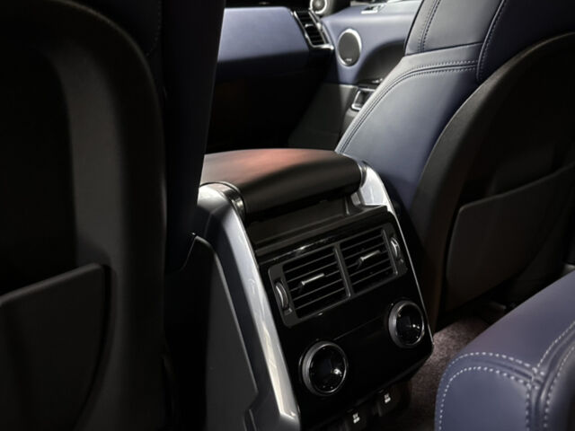 Сірий Ленд Ровер Range Rover Sport, об'ємом двигуна 3 л та пробігом 73 тис. км за 67000 $, фото 140 на Automoto.ua
