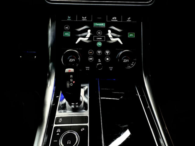 Сірий Ленд Ровер Range Rover Sport, об'ємом двигуна 3 л та пробігом 73 тис. км за 67000 $, фото 30 на Automoto.ua