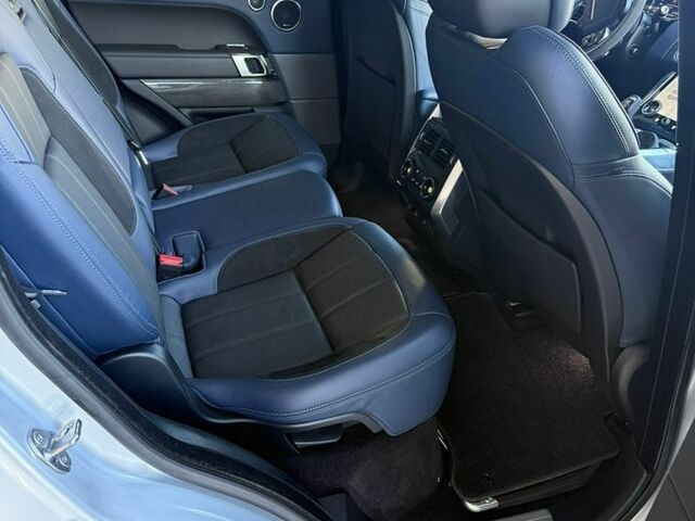 Сірий Ленд Ровер Range Rover Sport, об'ємом двигуна 3 л та пробігом 37 тис. км за 55000 $, фото 13 на Automoto.ua