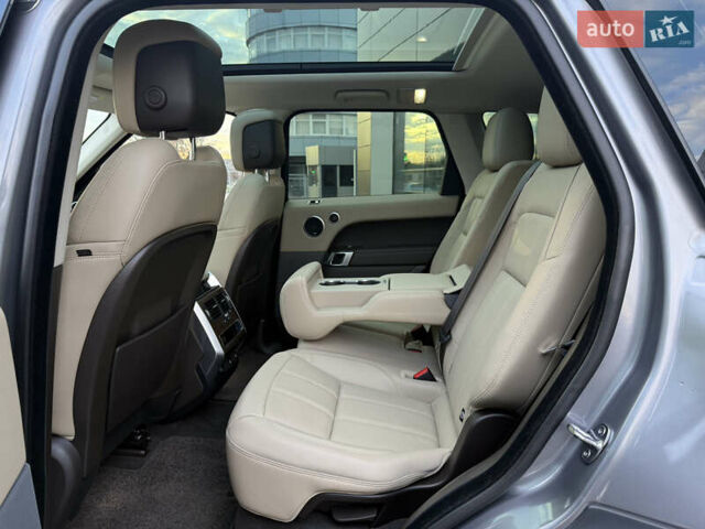 Сірий Ленд Ровер Range Rover Sport, об'ємом двигуна 2.99 л та пробігом 68 тис. км за 64900 $, фото 29 на Automoto.ua