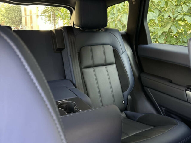 Сірий Ленд Ровер Range Rover Sport, об'ємом двигуна 3 л та пробігом 73 тис. км за 67000 $, фото 130 на Automoto.ua