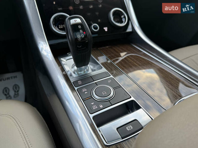 Сірий Ленд Ровер Range Rover Sport, об'ємом двигуна 2.99 л та пробігом 68 тис. км за 64900 $, фото 24 на Automoto.ua