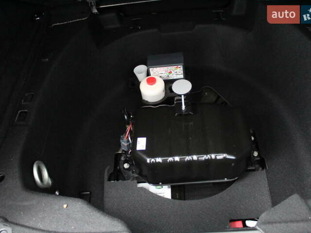 Серый Ленд Ровер Рендж Ровер Спорт, объемом двигателя 2.99 л и пробегом 44 тыс. км за 91351 $, фото 31 на Automoto.ua