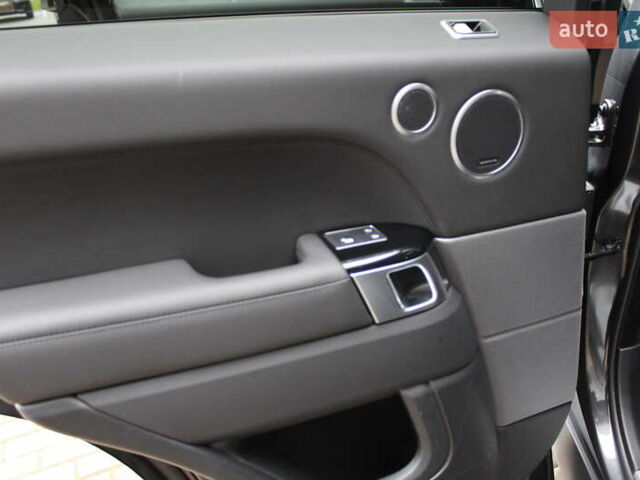 Серый Ленд Ровер Рендж Ровер Спорт, объемом двигателя 2.99 л и пробегом 44 тыс. км за 91351 $, фото 28 на Automoto.ua