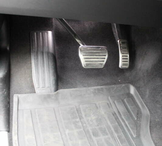 Серый Ленд Ровер Рендж Ровер Спорт, объемом двигателя 2.99 л и пробегом 44 тыс. км за 91351 $, фото 20 на Automoto.ua