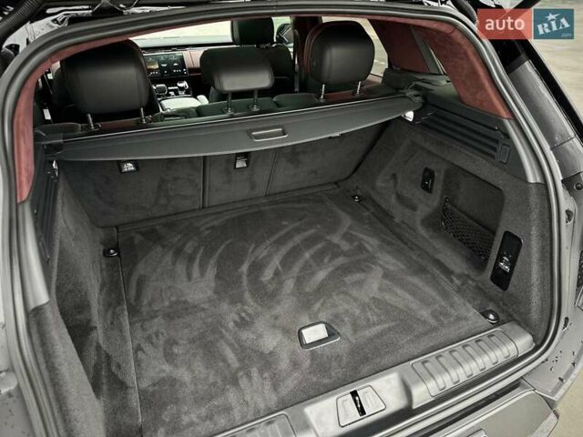 Ленд Ровер Рендж Ровер Спорт 2023 в Киеве на Automoto.ua Серый Ленд Ровер Рендж Ровер Спорт, объемом двигателя 3 л и пробегом 80 тыс. км за 107500 $, фото 40 на Automoto.ua