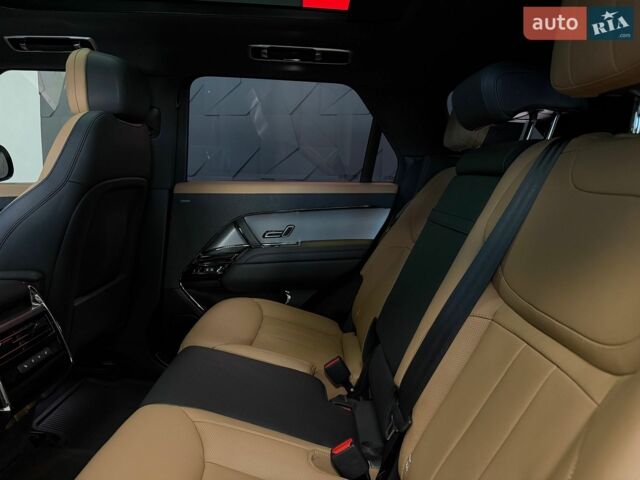 Сірий Ленд Ровер Range Rover Sport, об'ємом двигуна 3 л та пробігом 47 тис. км за 117000 $, фото 44 на Automoto.ua