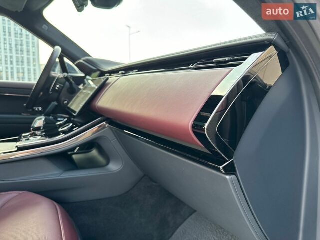 Сірий Ленд Ровер Range Rover Sport, об'ємом двигуна 3 л та пробігом 117 тис. км за 104900 $, фото 96 на Automoto.ua