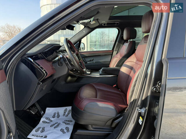 Серый Ленд Ровер Рендж Ровер Спорт, объемом двигателя 3 л и пробегом 24 тыс. км за 129000 $, фото 16 на Automoto.ua