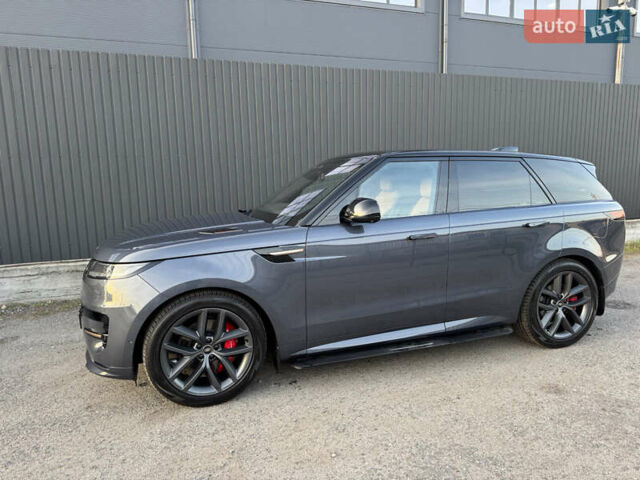 Серый Ленд Ровер Рендж Ровер Спорт, объемом двигателя 3 л и пробегом 50 тыс. км за 125000 $, фото 2 на Automoto.ua
