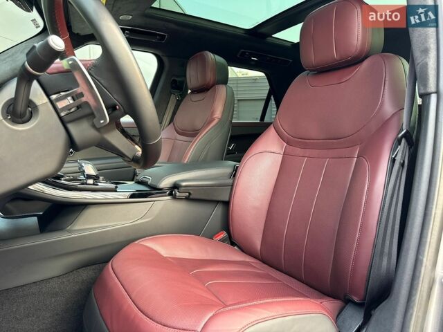 Сірий Ленд Ровер Range Rover Sport, об'ємом двигуна 3 л та пробігом 117 тис. км за 104900 $, фото 3 на Automoto.ua