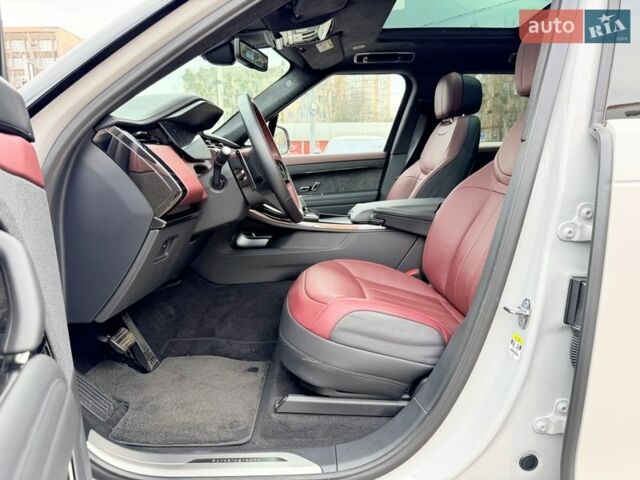 Серый Ленд Ровер Рендж Ровер Спорт, объемом двигателя 3 л и пробегом 10 тыс. км за 159999 $, фото 29 на Automoto.ua