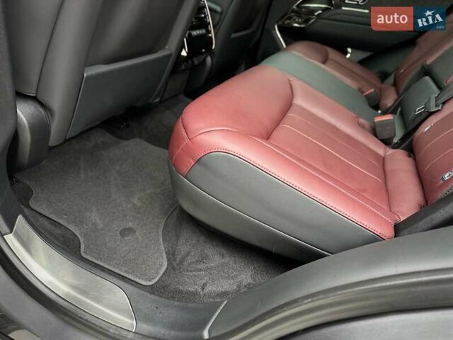 Ленд Ровер Рендж Ровер Спорт 2023 в Киеве на Automoto.ua Серый Ленд Ровер Рендж Ровер Спорт, объемом двигателя 3 л и пробегом 80 тыс. км за 107500 $, фото 54 на Automoto.ua