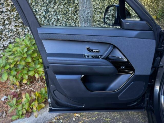 Серый Ленд Ровер Рендж Ровер Спорт, объемом двигателя 3 л и пробегом 26 тыс. км за 35000 $, фото 16 на Automoto.ua