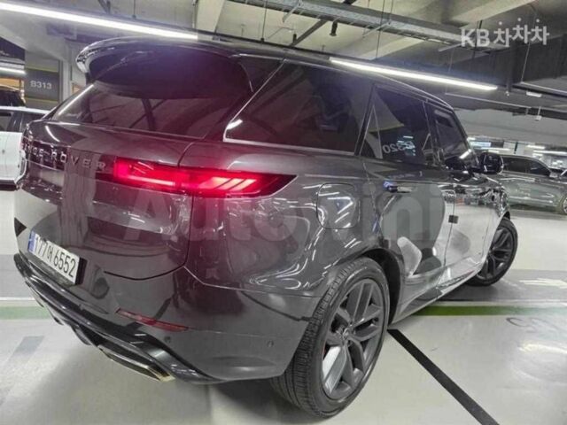 Сірий Ленд Ровер Range Rover Sport, об'ємом двигуна 0 л та пробігом 14 тис. км за 82000 $, фото 4 на Automoto.ua