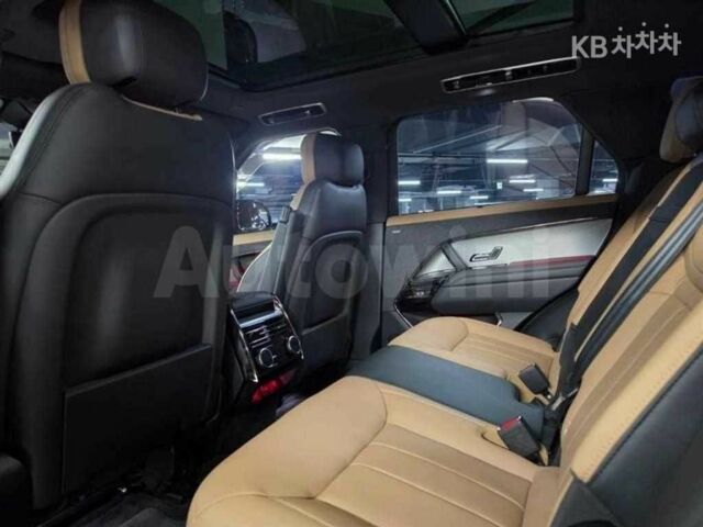 Сірий Ленд Ровер Range Rover Sport, об'ємом двигуна 0 л та пробігом 14 тис. км за 82000 $, фото 12 на Automoto.ua