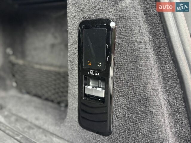 Сірий Ленд Ровер Range Rover Sport, об'ємом двигуна 3 л та пробігом 35 тис. км за 121000 $, фото 35 на Automoto.ua