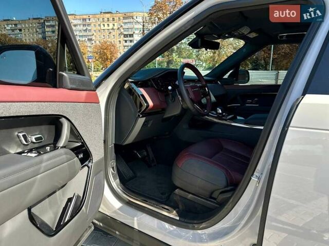 Сірий Ленд Ровер Range Rover Sport, об'ємом двигуна 3 л та пробігом 17 тис. км за 165000 $, фото 22 на Automoto.ua