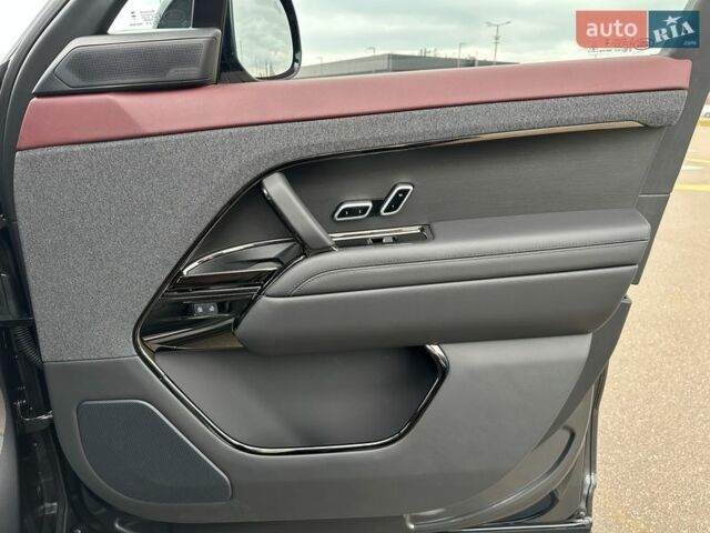 Сірий Ленд Ровер Range Rover Sport, об'ємом двигуна 4.39 л та пробігом 9 тис. км за 184500 $, фото 29 на Automoto.ua