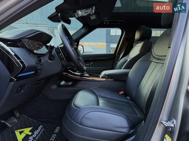 Сірий Ленд Ровер Range Rover Sport, об'ємом двигуна 3 л та пробігом 20 тис. км за 151999 $, фото 33 на Automoto.ua