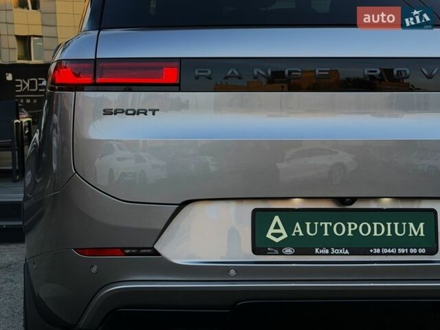 Сірий Ленд Ровер Range Rover Sport, об'ємом двигуна 3 л та пробігом 20 тис. км за 151999 $, фото 27 на Automoto.ua