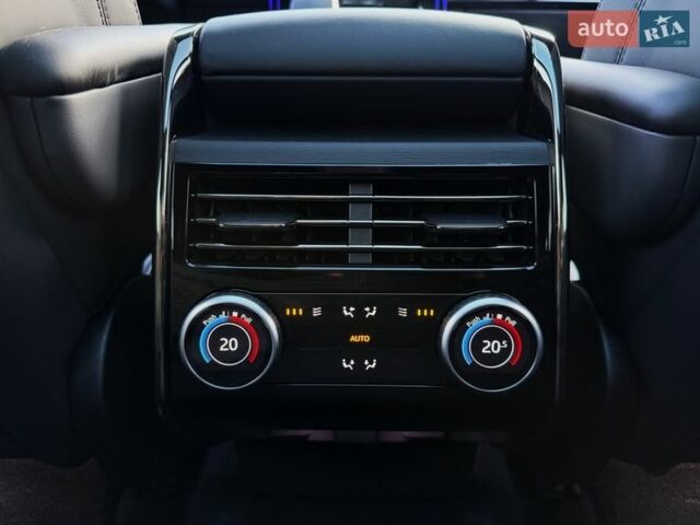 Сірий Ленд Ровер Range Rover Sport, об'ємом двигуна 3 л та пробігом 20 тис. км за 151999 $, фото 41 на Automoto.ua