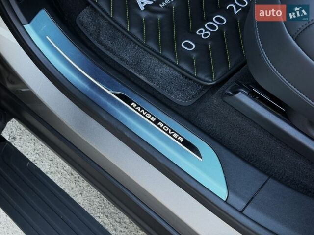 Сірий Ленд Ровер Range Rover Sport, об'ємом двигуна 3 л та пробігом 20 тис. км за 151999 $, фото 32 на Automoto.ua