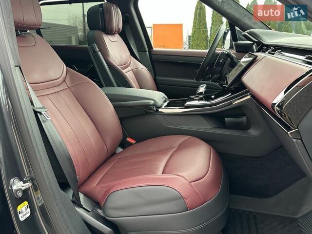 Сірий Ленд Ровер Range Rover Sport, об'ємом двигуна 4.39 л та пробігом 9 тис. км за 184500 $, фото 30 на Automoto.ua