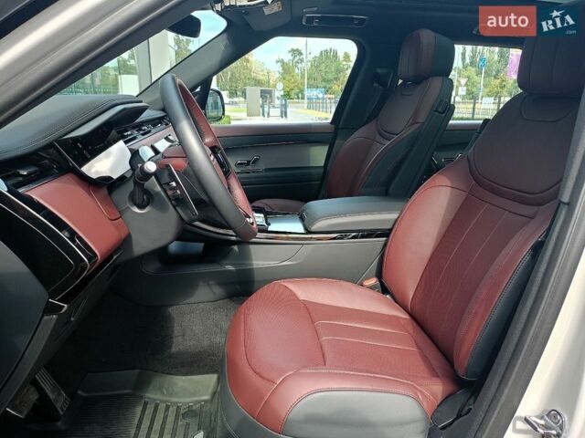 Сірий Ленд Ровер Range Rover Sport, об'ємом двигуна 3 л та пробігом 3 тис. км за 138523 $, фото 23 на Automoto.ua