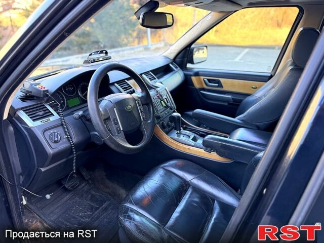 Синий Ленд Ровер Рендж Ровер Спорт, объемом двигателя 2.7 л и пробегом 258 тыс. км за 5300 $, фото 6 на Automoto.ua