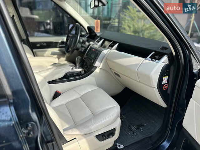 Синий Ленд Ровер Рендж Ровер Спорт, объемом двигателя 3.6 л и пробегом 280 тыс. км за 10000 $, фото 12 на Automoto.ua