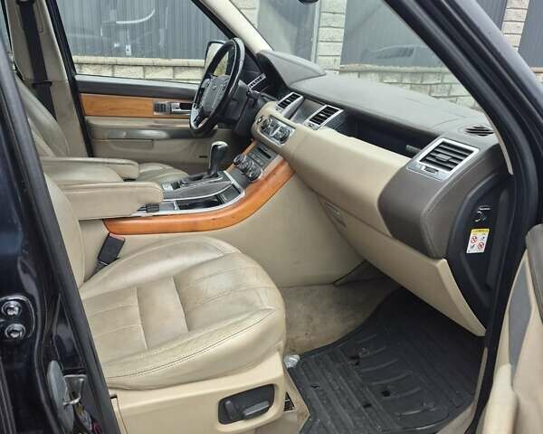 Ленд Ровер Рендж Ровер Спорт 2011 в Киеве на Automoto.ua Синий Ленд Ровер Рендж Ровер Спорт, объемом двигателя 0 л и пробегом 205 тыс. км за 9999 $, фото 12 на Automoto.ua